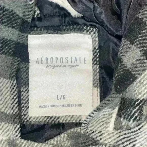 Women’s Aeropostale pea coat with hood size large - Picture 2 of 4